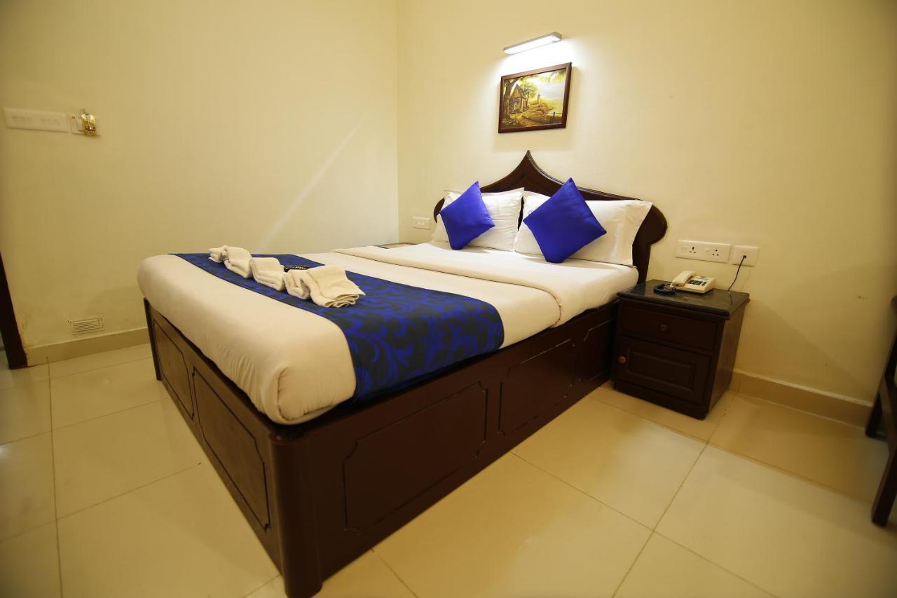 Del-679 Hotel Munnar Esterno foto